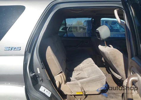 2003 Toyota Sequoia Sr5 V8 z USA, uszkodzony, nr VIN 5TDBT44A63S147872